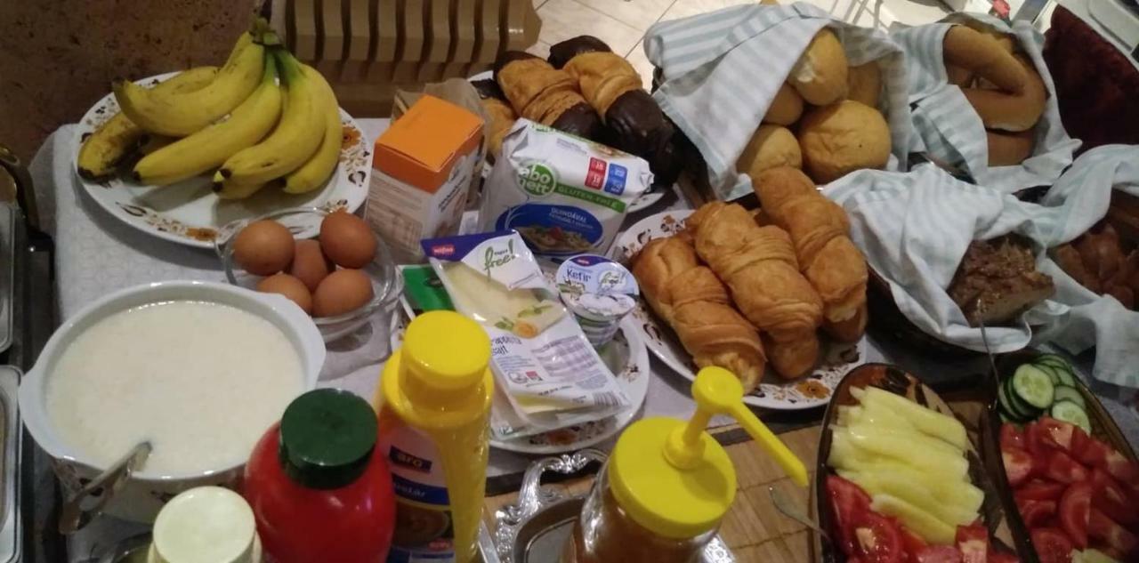 Korona Panzio Bed & Breakfast Balatonfured Luaran gambar